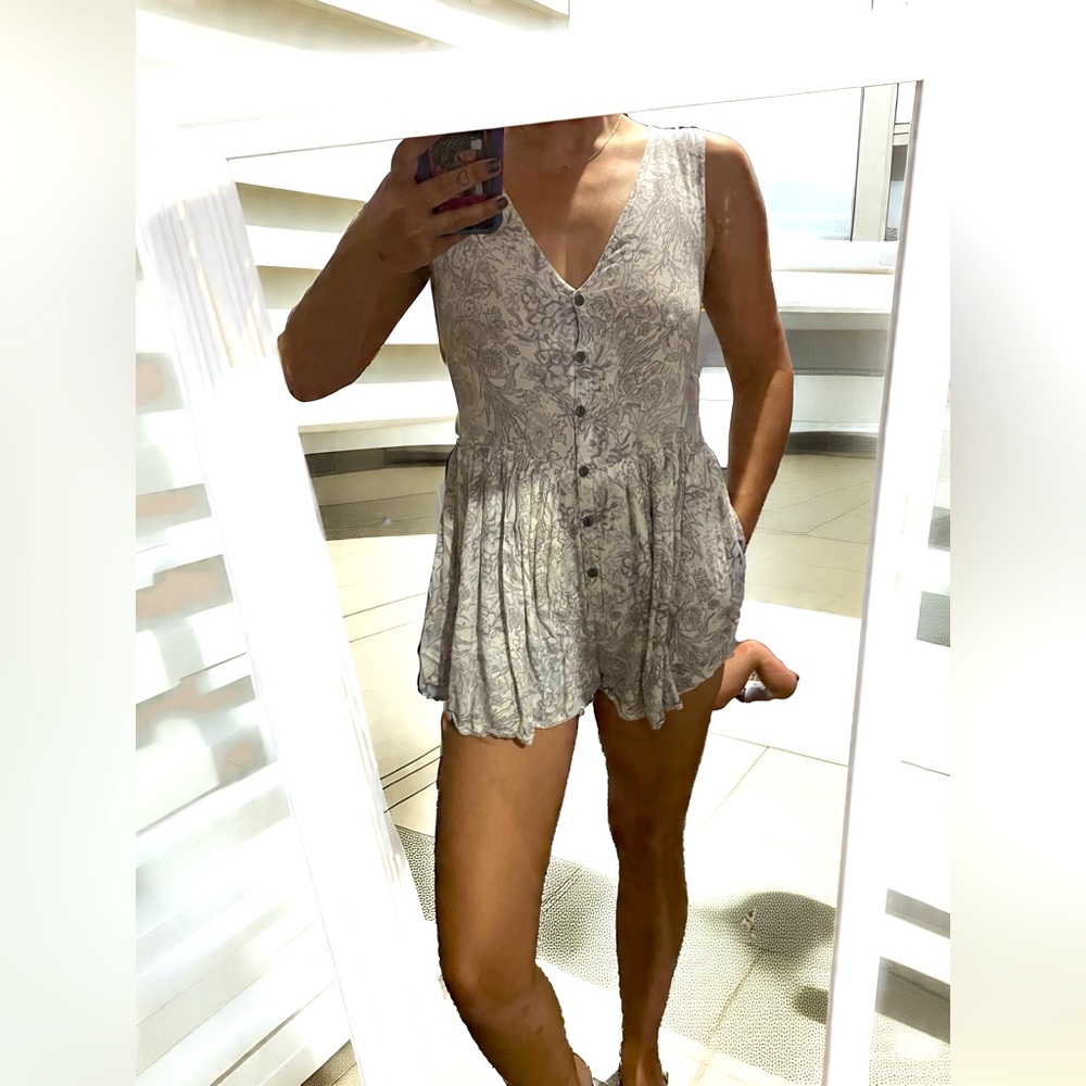 Ecote Gray Floral Pattern Romper